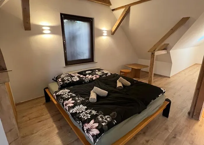 Buergermeisterhaus Mit Berg- & Waldblick *